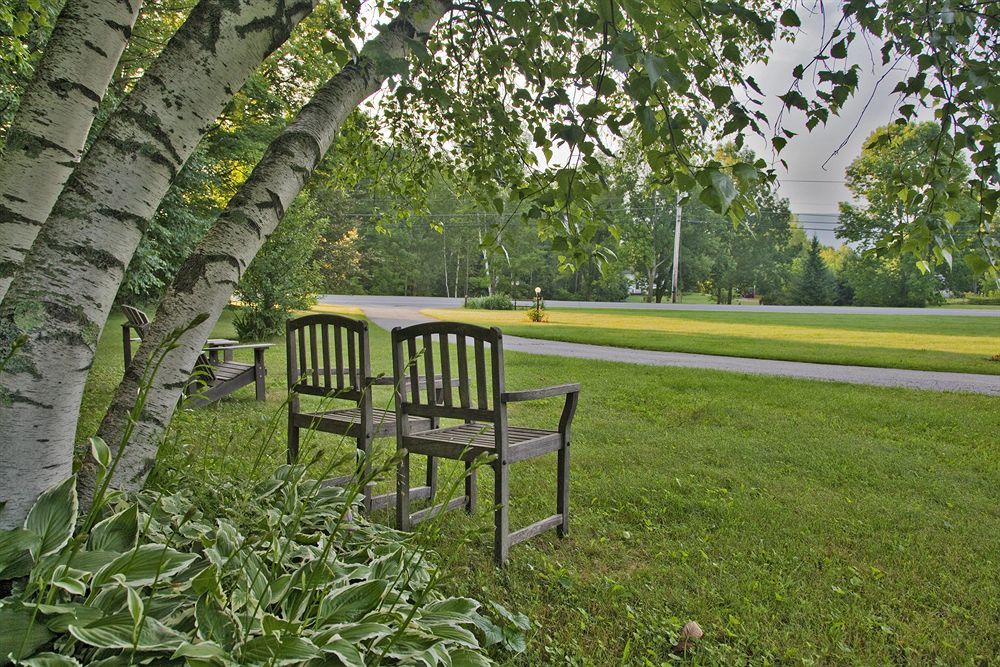 Governor'S Rock Motel Shaftsbury Экстерьер фото